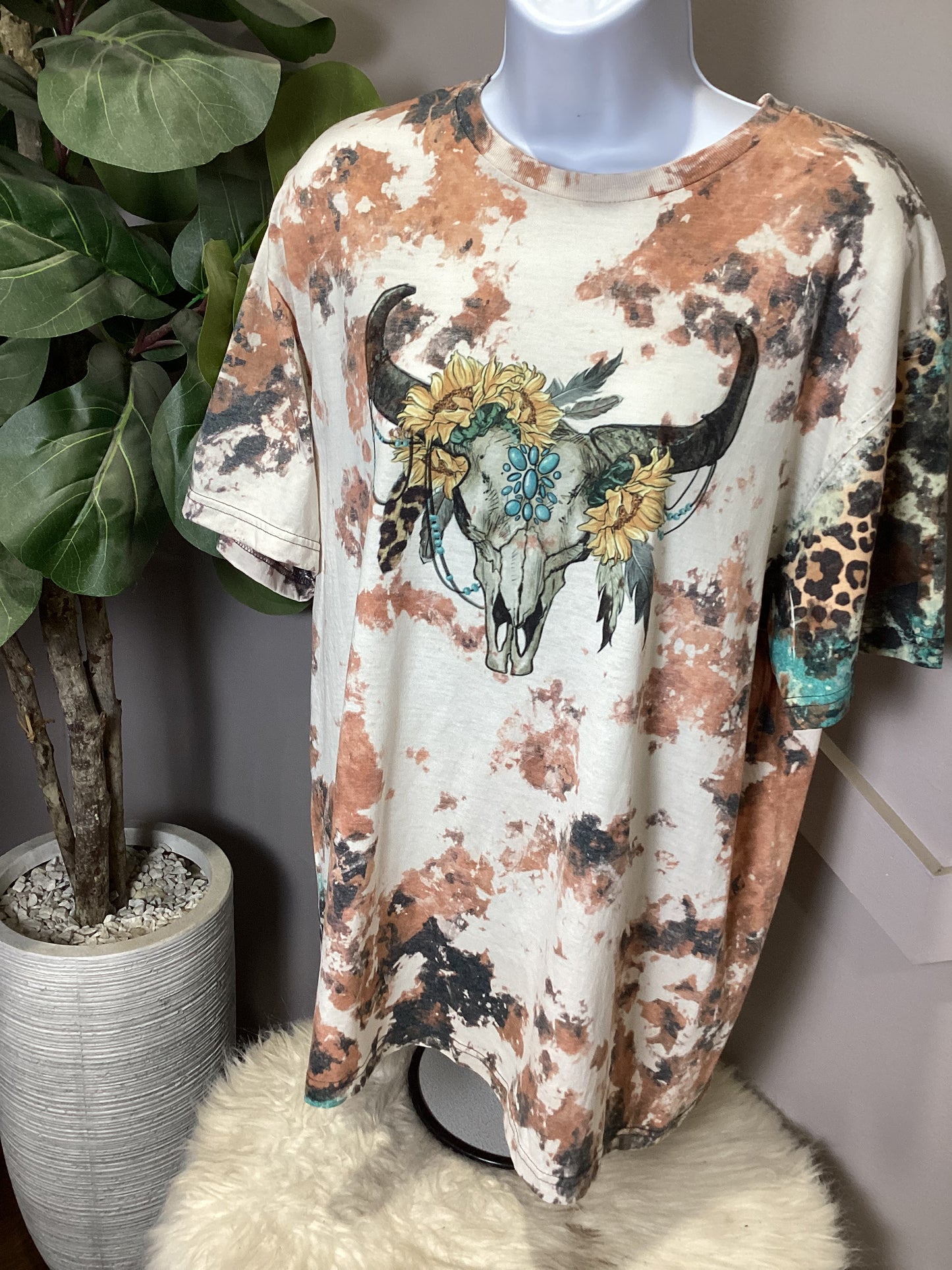 Skull Cowhide Bleached Tee *Clearance*