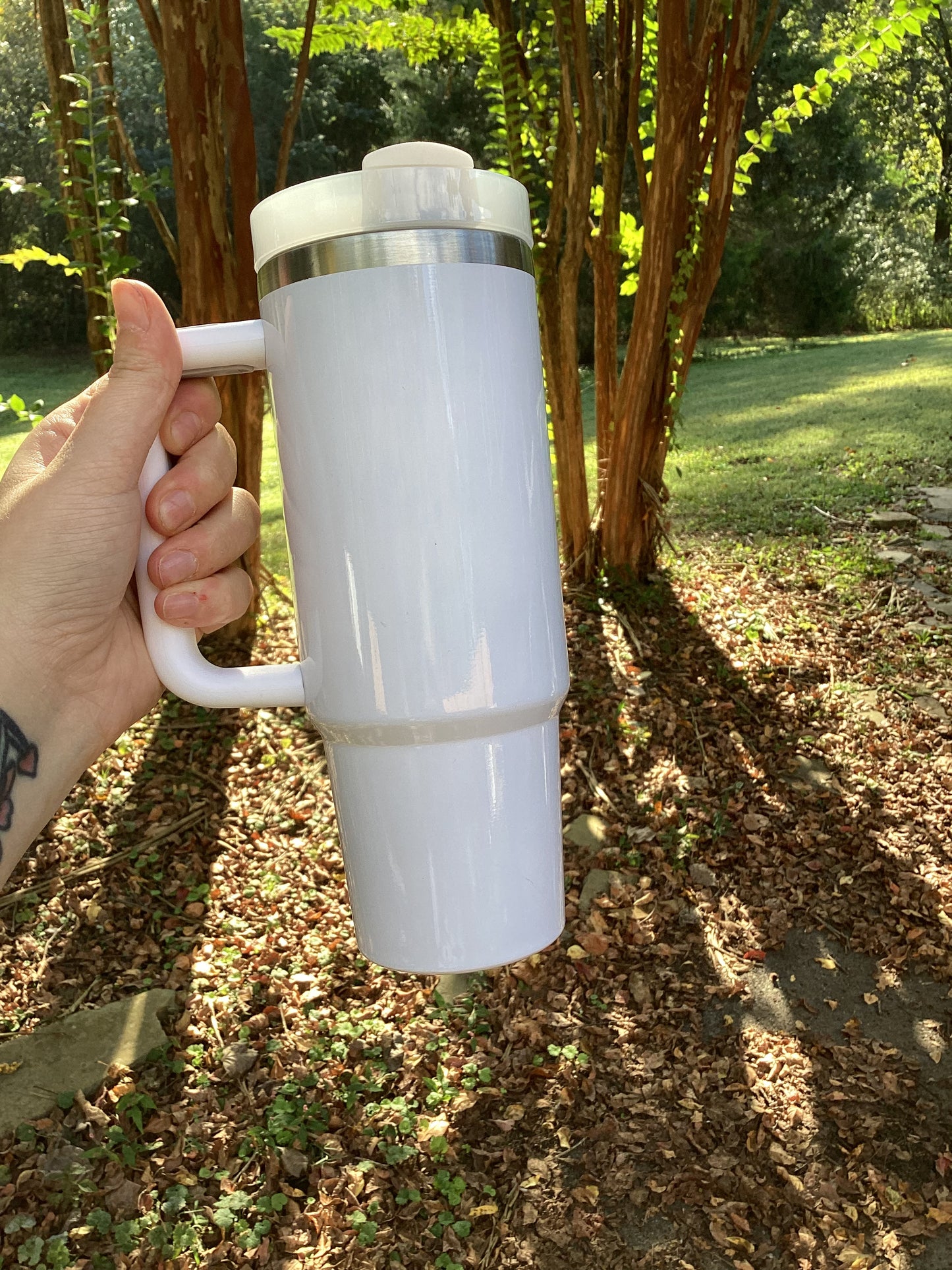 Custom 30oz tumbler with handle